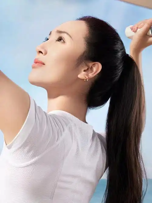 兰蔻持妆粉底液王紫璇夏日运动拍档