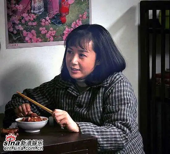 《金婚》即将杀青 蒋雯丽:50年不容易(组图)