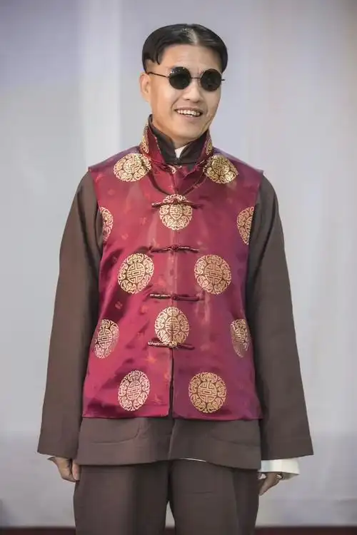 丁大命正在热播无恶不作的关世才与您不见不散