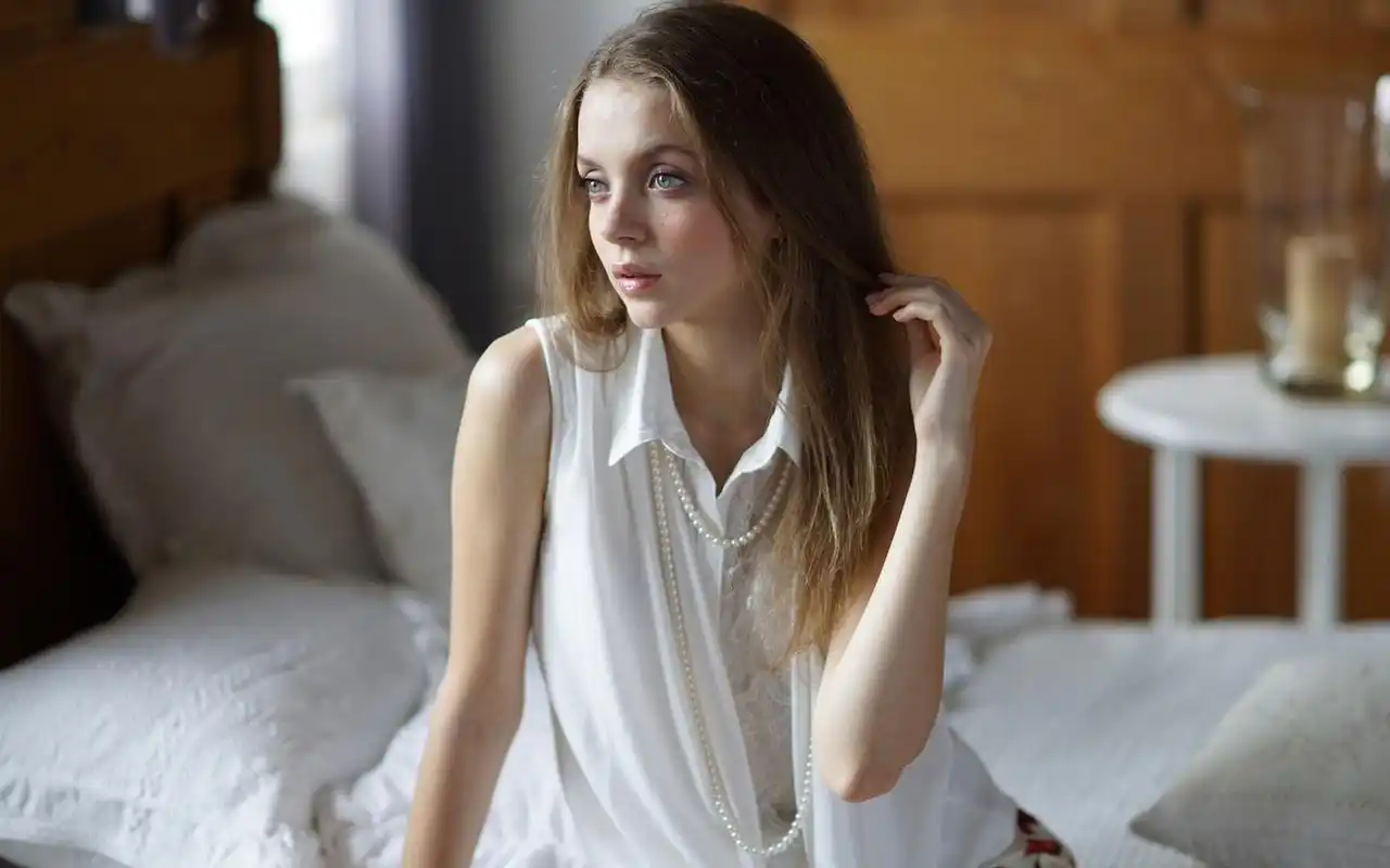 欧美性感女孩写真图集电脑桌面壁纸下载