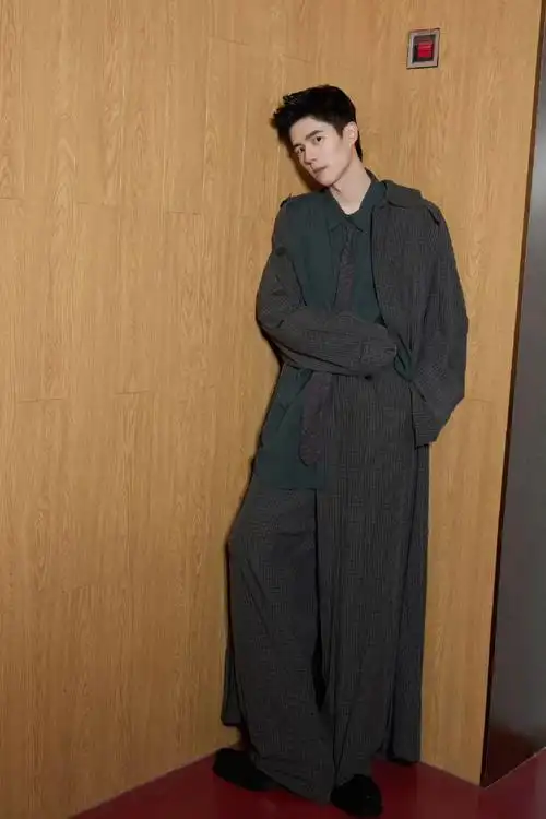 刘昊然巴黎世家大秀##大秀直击##巴黎世家亚洲首秀##巴黎世家大秀