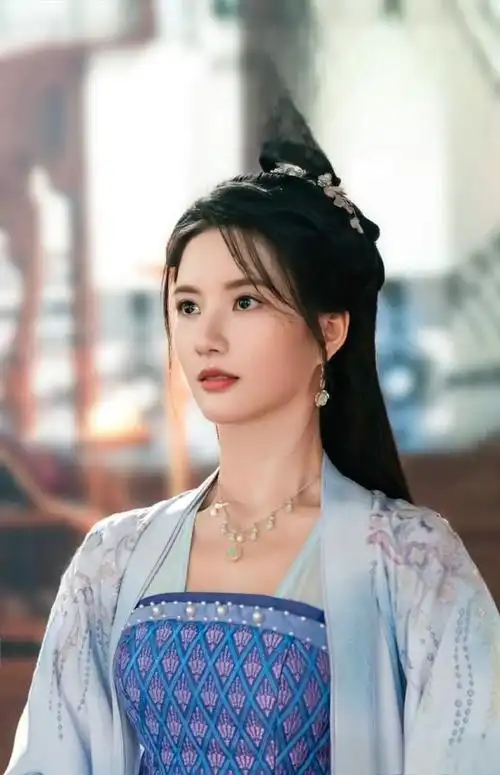 披荆斩棘的大小姐》:古装复仇爽剧 徐璐新剧《披荆斩棘的大小姐》定档