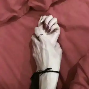 手牵手图片真实照片头像高清甜蜜的男女牵手图片真实照片头像情侣