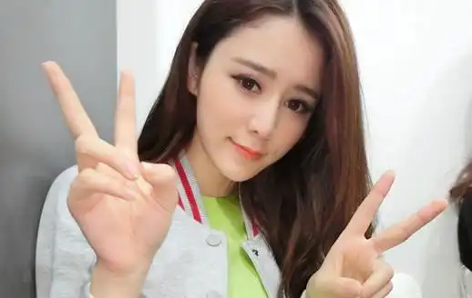 张馨月林峰怎么认识的嫩模张馨月资料简介及图片