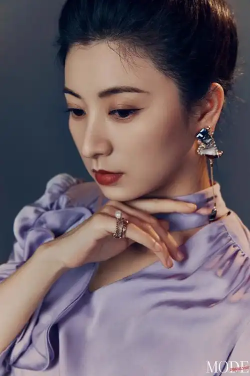 modemagazine##斓曦复古时光大片