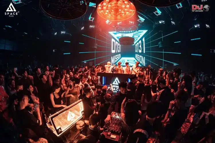 广州网红酒吧 #广州蹦迪  #人气酒吧推荐  #广州spaceplus酒吧蹦迪