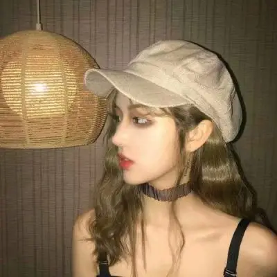 女生骚气锁骨部位微信头像