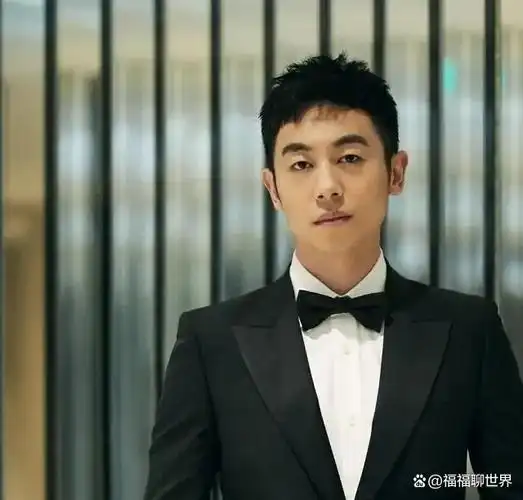 朱亚文放弃追求刘亦菲,29岁娶沈佳妮进门,如今成宠妻狂魔