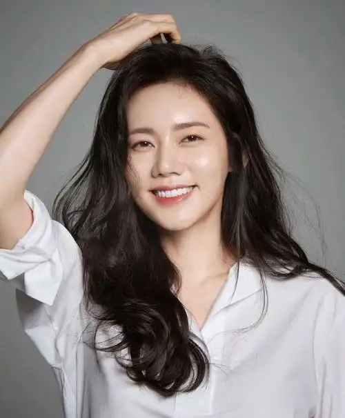 韩国女演员张娜拉主演的电视剧