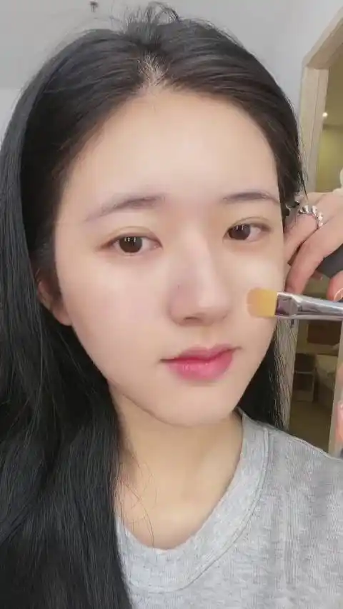 赵露思素颜皮肤状态好好化不化妆都跟