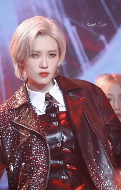 陆柯燃[超话]##陆柯燃epiphany主题巡演