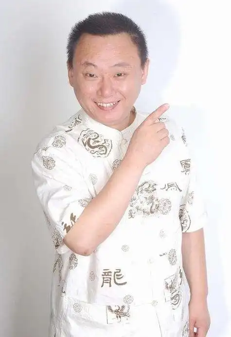 邵峰|小品|演员|牛莉|郭冬临|人到礼到|春节联欢晚会|春晚主持人阵容