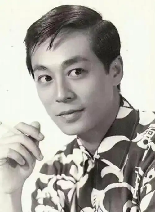 曾江因爱国与台湾演员冯淬帆辩论互扇多个耳光赵雅芝发文悼念