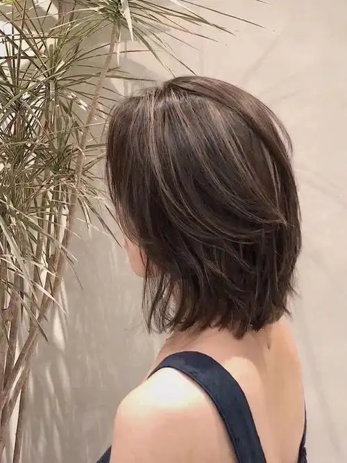 高层次齐肩短发99|||高层次减龄齐肩短发,搭配双色染层次纹理感明显