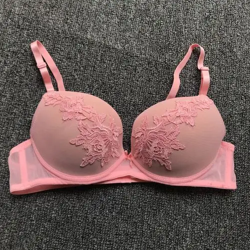 外贸文胸批发 上薄下厚聚拢文胸 高档刺绣