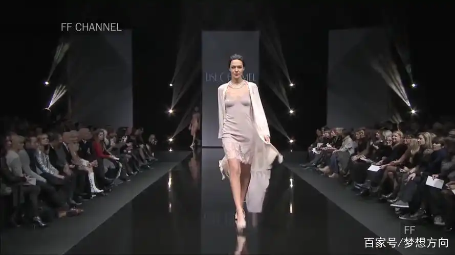 lise charmel 内衣时装秀:超模性感撩人,美得让你移不开眼!