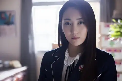 鸡毛飞上天高姝瑶挑战傲娇白富美