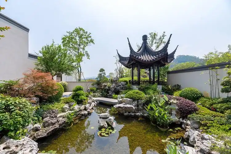 5,新中式别墅庭院假山水池4,庭院角落假山水池3,私家别墅园林围绕2