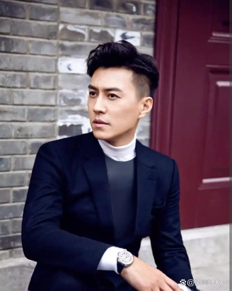 越老越帅的男人—靳东#明星娱乐新资讯# #明星