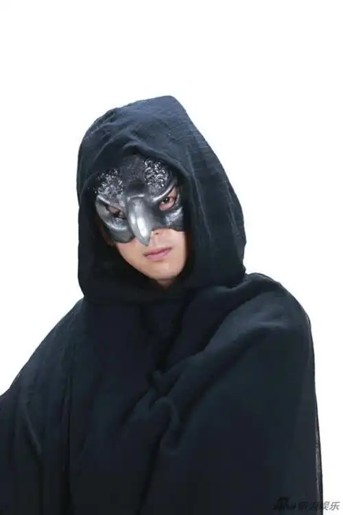 同样是扮蒙面侠为什么西方人选择蒙眼而东方人则是蒙脸
