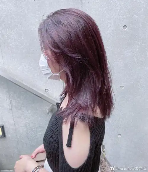 2021流行的六款透明系发色推荐