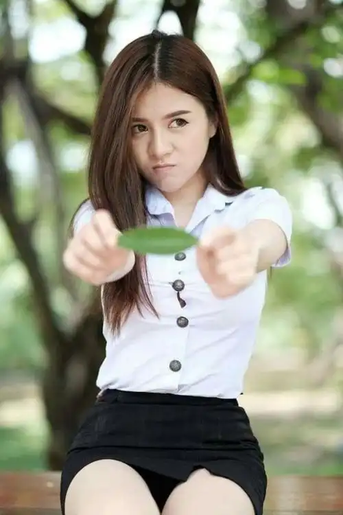 泰国女生校服有一种最性感的青春叫做泰国校服