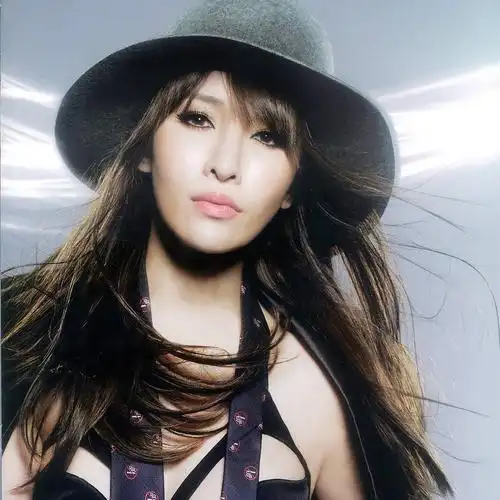 萧亚轩ins更新了,久违了的萧美人,想你了!