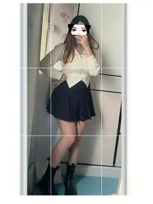 衣服的质量比较一般,但是版型确实很适合像我这样肩宽93大的女生