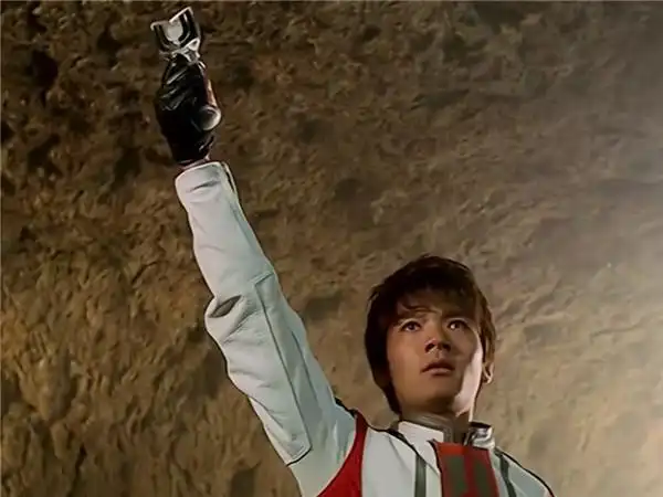 他没用神光棒也能变身迪迦,大古:你个假迪迦!