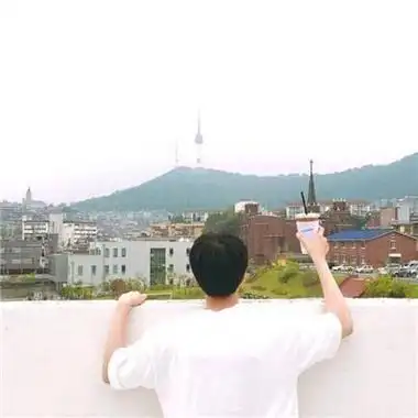 男生阳光背影头像唯美图片大全