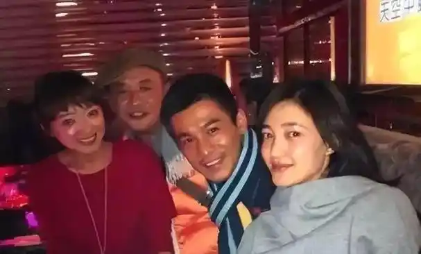 王丽坤和他同居8年把最好的青春都给了他他却转身与别人结婚