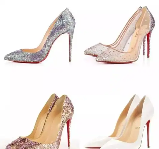 对于鞋子的选择,除了最舒服的一双纯白色之外,其余都是非常少女的颜色