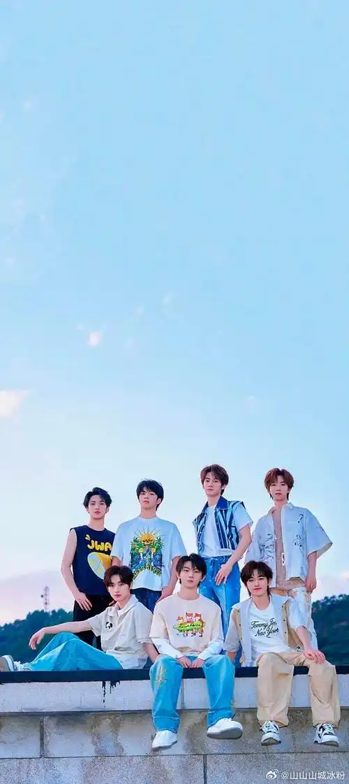 放壁纸不知道得有多养眼啊时代少年团