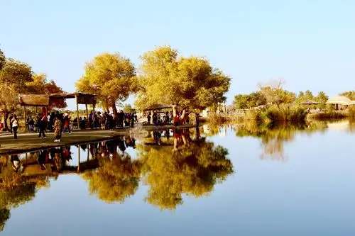 2018,10,9—16日新疆南疆游.