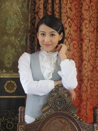 《圣堂风云》广州热播 贾青短发出镜掀谍战风云