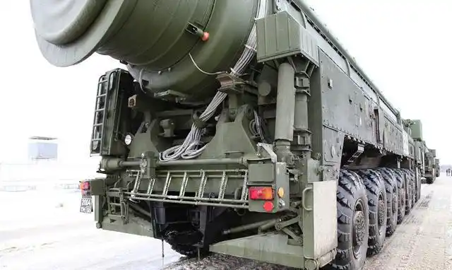 白杨m洲际弹道导弹