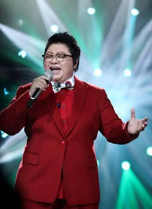 华语乐坛"殿堂级"女歌手:韩红进不了前五,徐小凤屈尊第二_谭晶_郭兰英