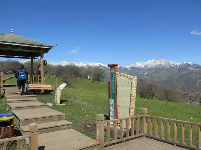 新疆霍城福寿山大西沟游