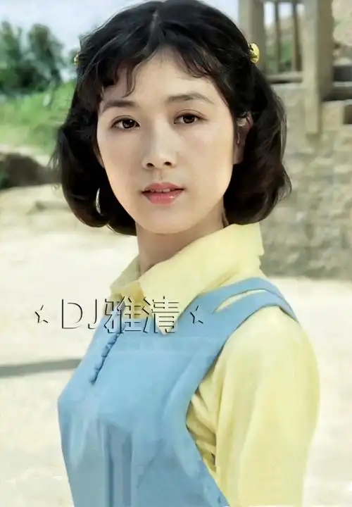 43张老照片,记录美人龚雪的四季风采,天然大美女,浓妆淡抹总相宜_腾讯