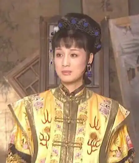 康熙王朝15年蓝齐儿消失容妃成设计师