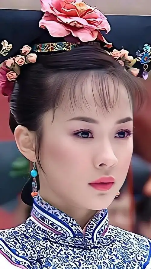 大美女霍思燕年轻时太水灵了很符合古典美