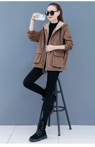 新品上市 加绒加厚短外套女士2020新款韩版宽松百搭大码女士休闲衣