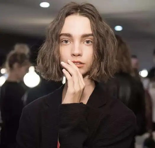 复古小卷发短发 复古短发-图片大观-奇异网