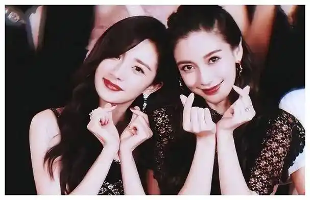 姐妹情深杨幂高调为刘诗诗庆生唐嫣杨颖距离渐行渐远