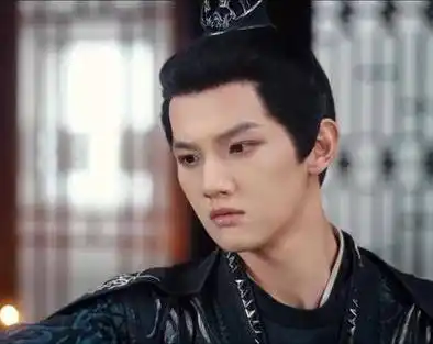 网剧《执笔》叶盛佳饰演陆淮笑容成为焦点