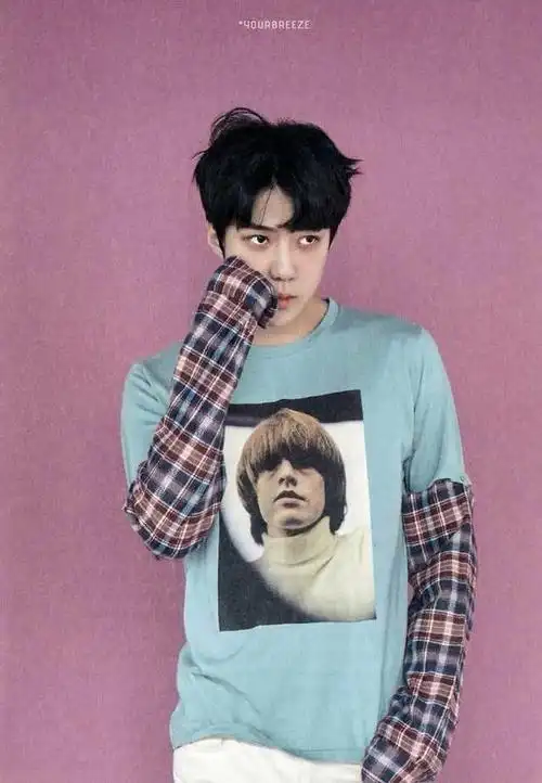 我要吴世勋正规三辑luckyone的照片,类似这样的?