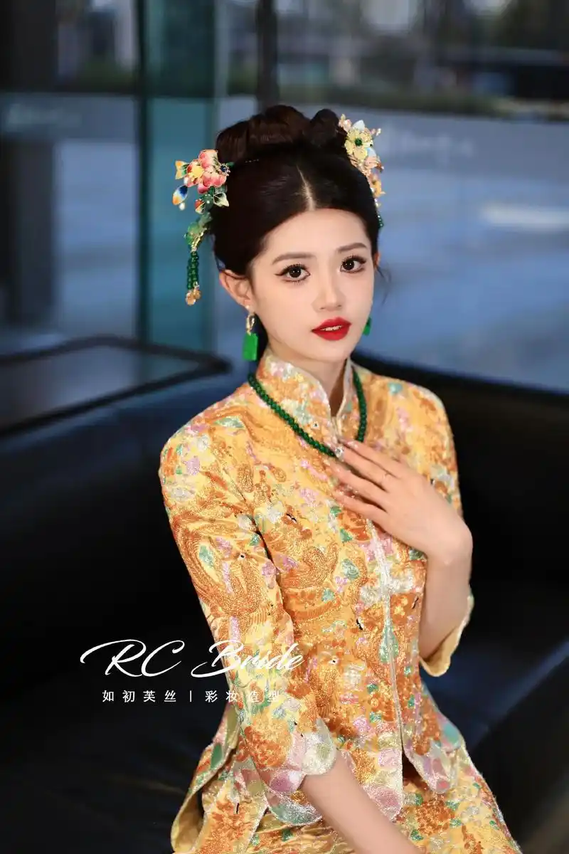 富贵小姐姐最爱99好嫁风龙凤褂|合肥婚纱.94店名:合肥如初 - 抖音