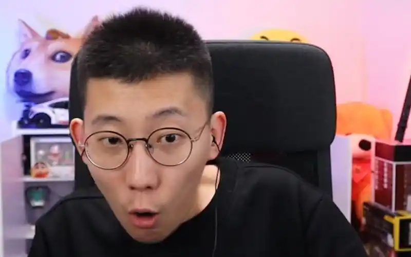 鲤鱼ace的名言鲤鱼ace名言是:你是把风的,还是望风的.