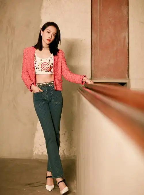 宋茜玫瑰外套优雅俏丽写真图片310