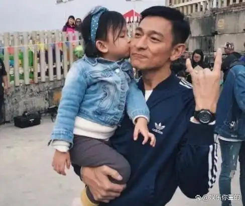 朱丽倩出身豪门的千金为爱隐忍多年如今苦尽甘来